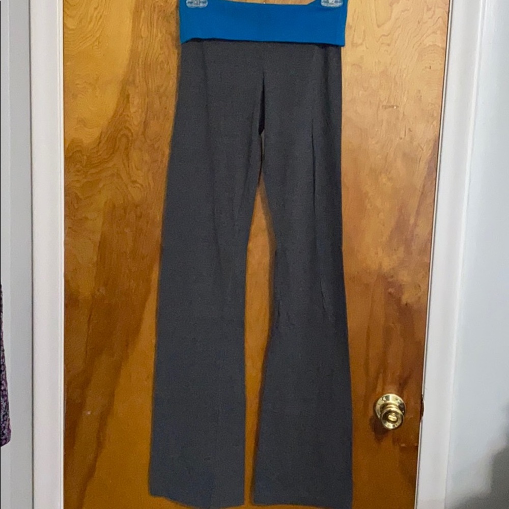 Victoria’s Secret Yoga Pants